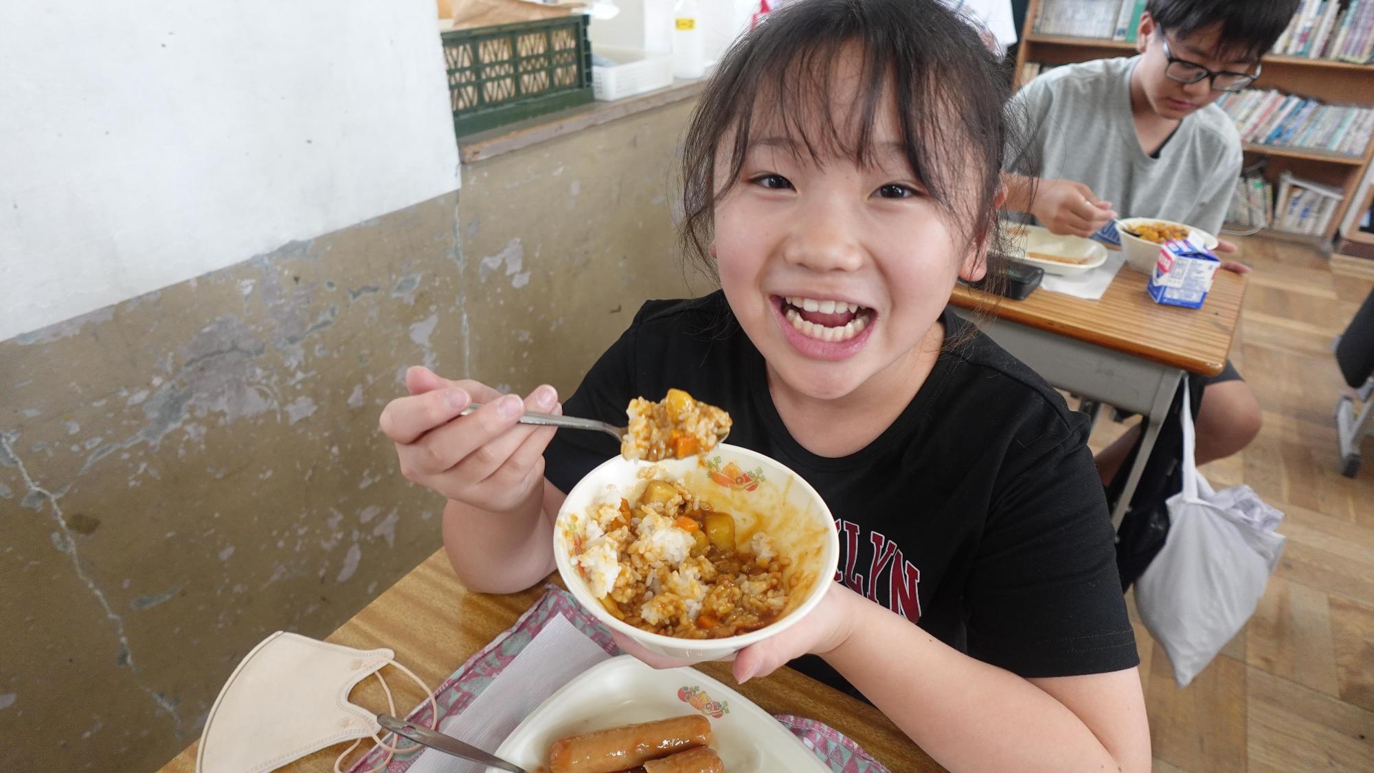 給食の様子6