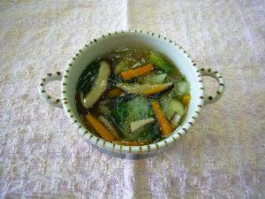 ちんげん菜と春雨のスープ