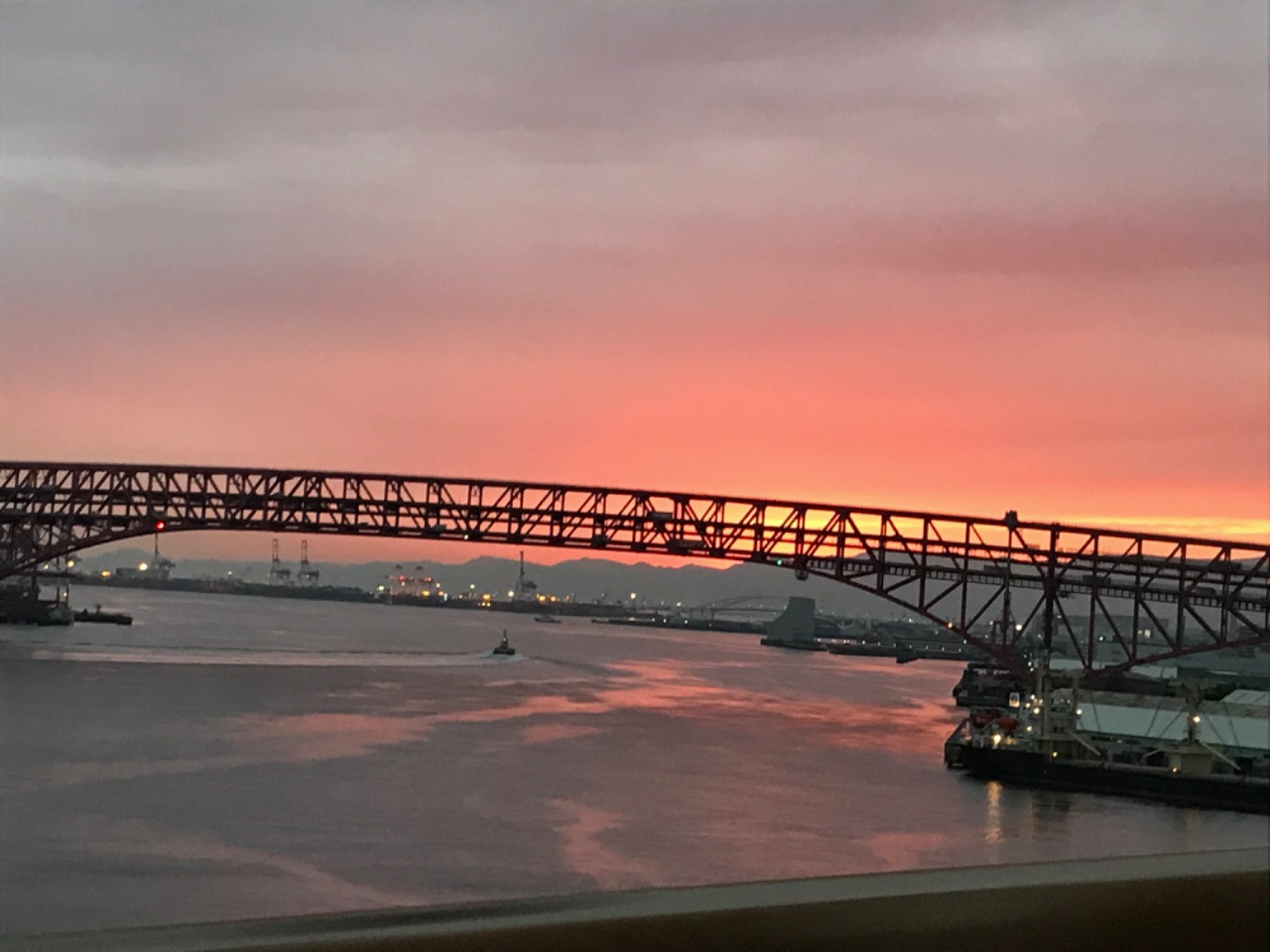 大和川と夕日の写真