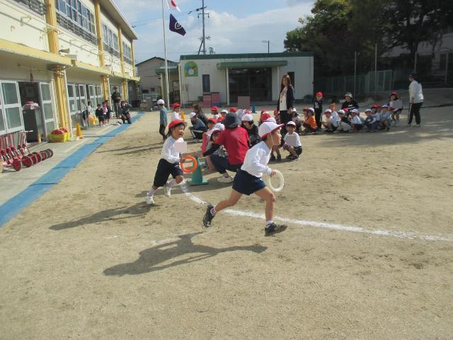 リレーをしています。