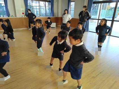 ピップホップダンスを楽しく踊っています。