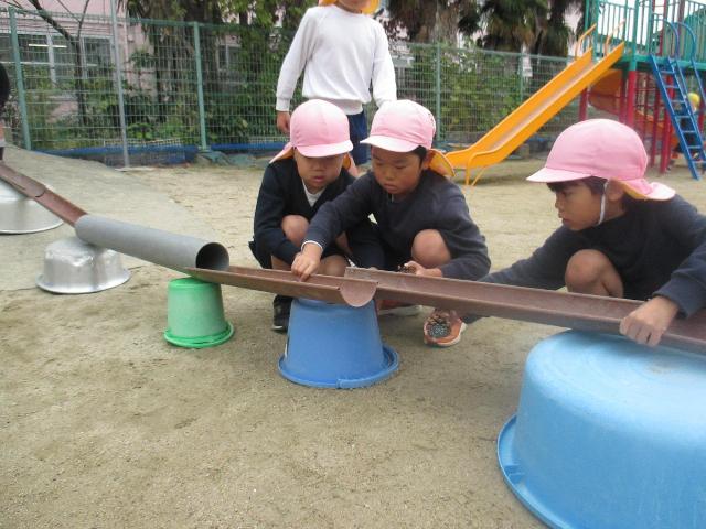 といの重ね方を上下入れ替えて、転がりやすい工夫をしています。