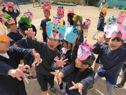 強そうなポーズを決めた子ども達です。