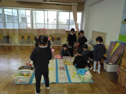 ままごとの準備をする