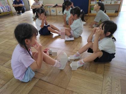 面白い顔をしている