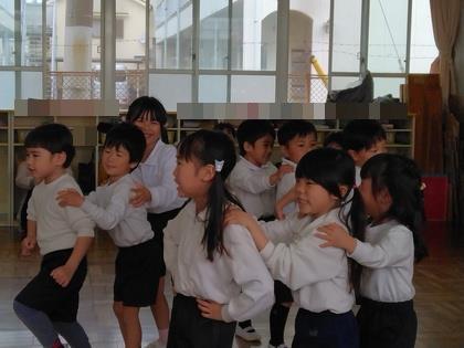 仲よし遊び