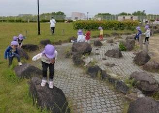 石飛