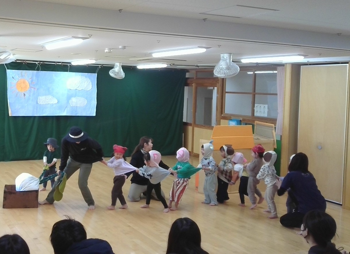 大きなカブの劇遊び