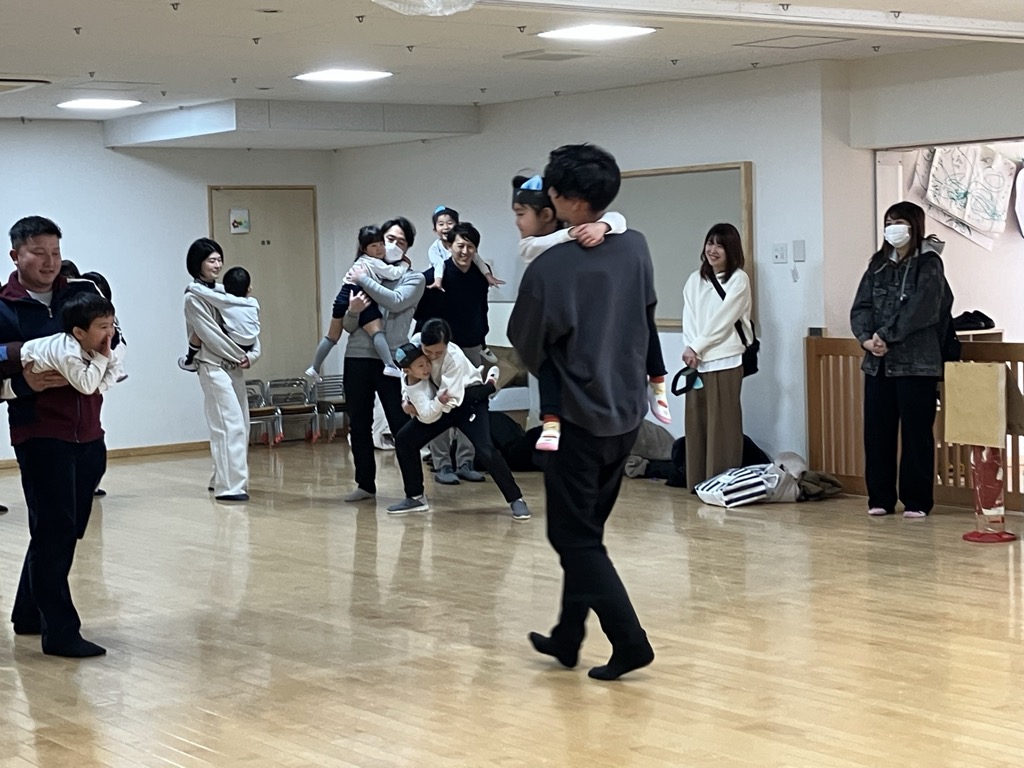 親子でだるまさん